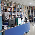 CBO LIBRARY 004.JPG