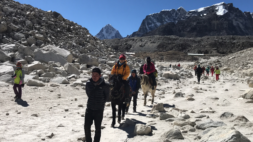 尼泊爾：聖母峰基地營健行 -7 Lobuche（羅布崎）→G