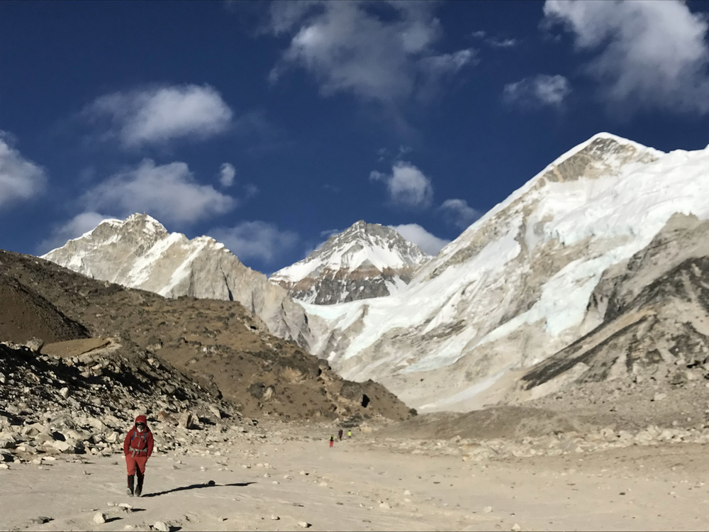 尼泊爾：聖母峰基地營健行 -7 Lobuche（羅布崎）→G