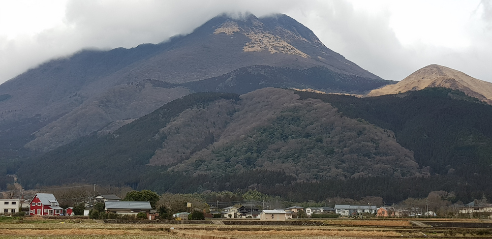 日本九州-由布岳