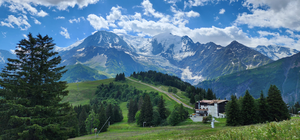 TMB環白朗峰健行：D1 Les Houches→Les C