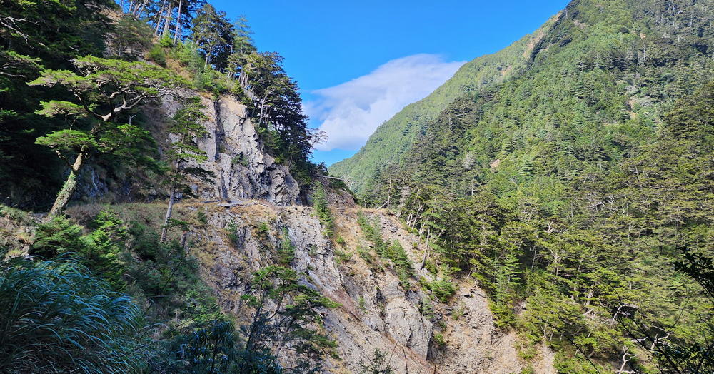 冬季的山區小旅行：南橫、福壽山、合歡溪古道