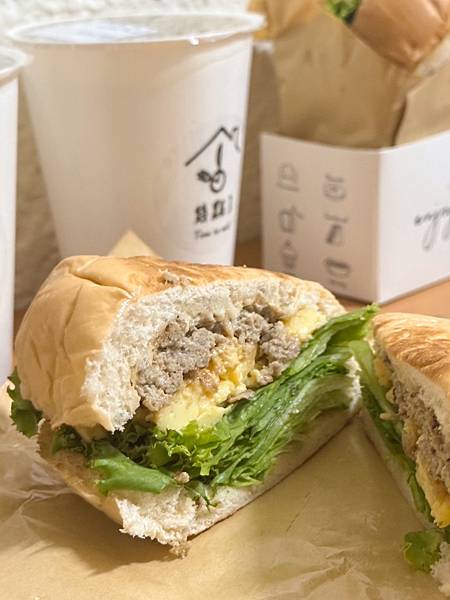 幾點了早午餐~ 台北敦化美食 幾點了早午餐~ 台北敦化美食