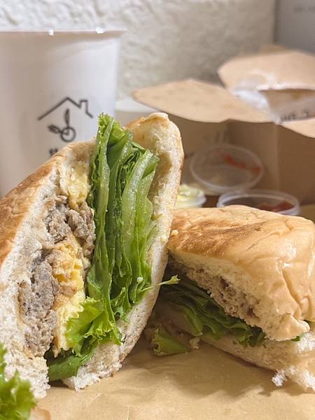 幾點了早午餐~ 台北敦化美食 幾點了早午餐~ 台北敦化美食