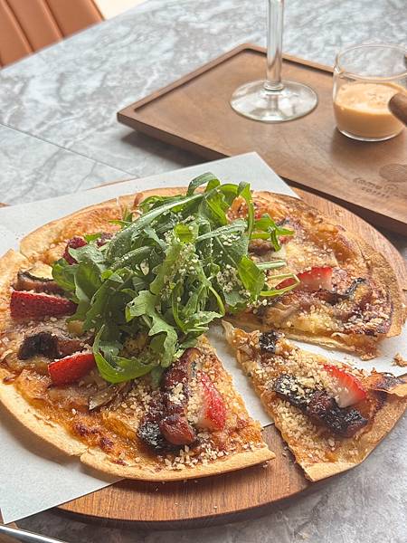 松菸限定 戰斧豬排 排餐!! 創意咖啡 就在成真咖啡