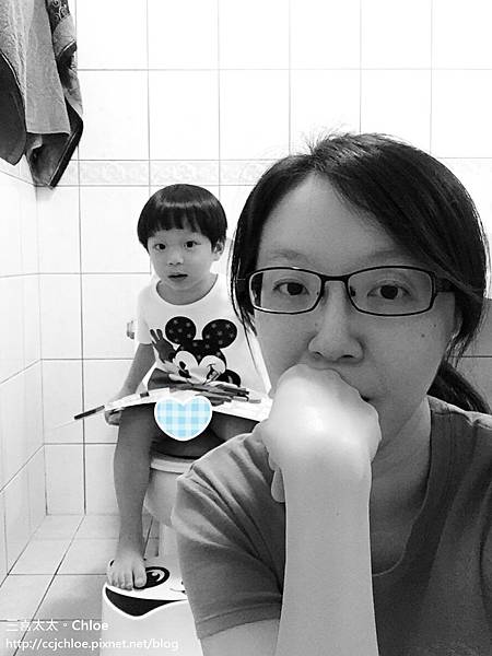 3Y0M 戒尿布之路終於出現一道曙光 3Y0M 戒尿布之路終於出現一道曙光