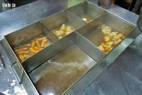 桂林路65巷無名甜不辣老店～(老松國小對面)