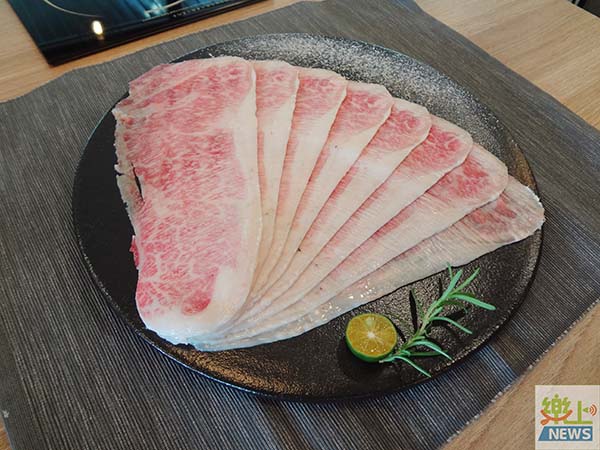 日本A5黑毛和牛.JPG 日本A5黑毛和牛.JPG