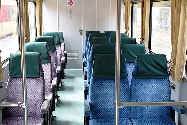 05 車廂.jpg 05 車廂.jpg