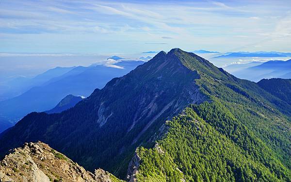 玉山主峰