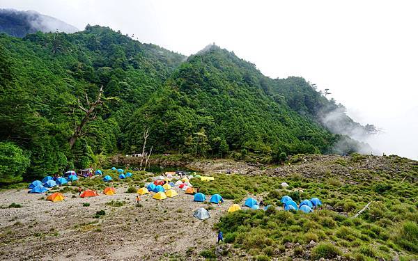 小關山