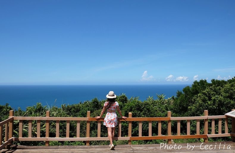 │屏東。牡丹│有著美麗海岸完美弧度牡丹灣『旭海草原遊樂區』更是恆春半島觀賞日出最佳地點