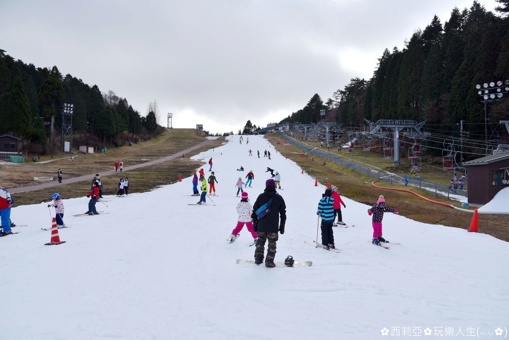 【日本。神戶市】關西地區有名的人工滑雪場『六甲山滑雪場』，親