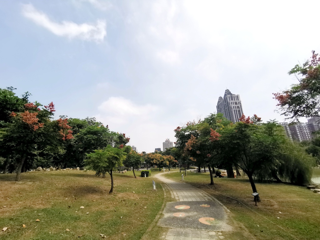 【高雄。鼓山區】高雄捷運凹子底站 / 凹子底森林公園 / 高