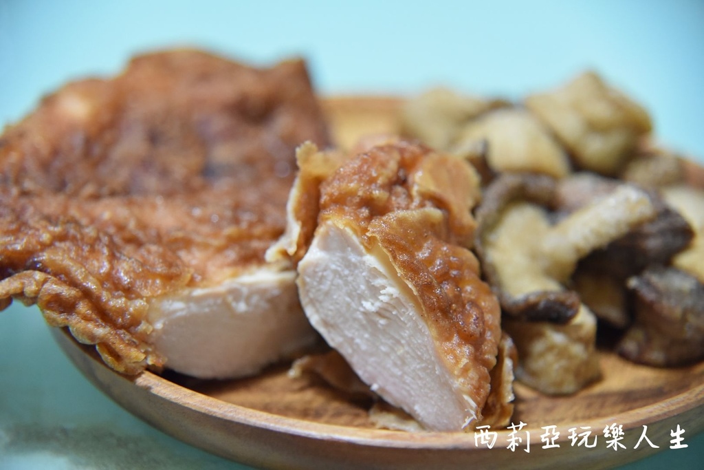 西莉亞玩樂人生  2020逢甲夏季旅遊大使|食尚旅遊在逢甲 逢甲夜市美食 逢甲夜市必吃 逢甲伴手禮 逢甲夜市振興三倍卷500元兌換600點 逢甲隨義煮 家傳山益蛋糕 朝藝私房蛋糕 甲文青 天使雞排 王記滷味(滷味王) 50.jpg