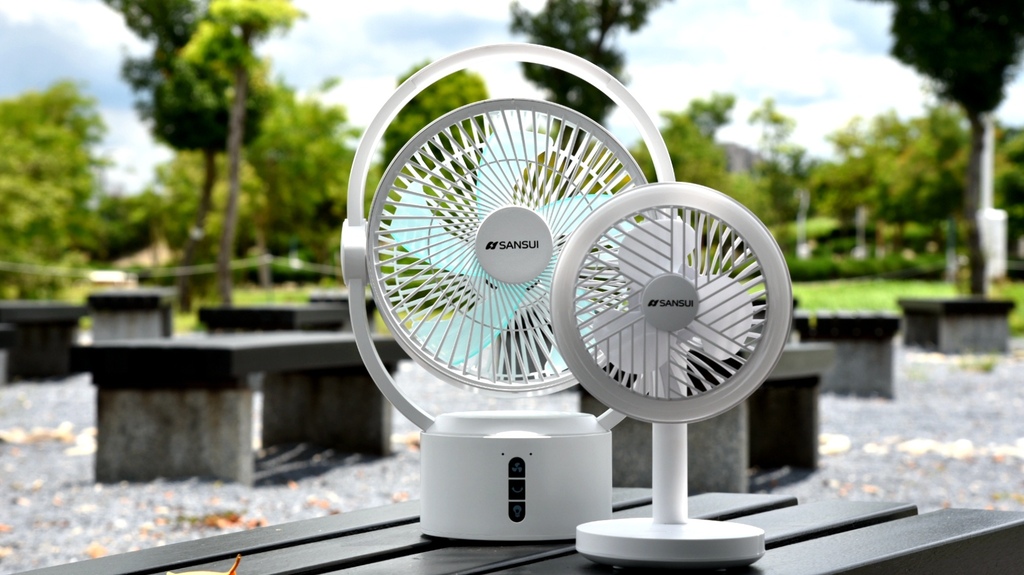家電開箱|SANSUI山水 5吋LED驅蚊USB充電DC風扇/9吋無線驅蚊照明充電DC風扇/攜帶方便無線充電,絕對是戶外踏青、露營活動推薦好物!西莉亞玩樂人生 SANSUI山水 5吋及9吋無線驅蚊照明充電DC風扇(SHF-M72/SDF-0915) 攜帶型電扇 無線充電式風扇 LED驅蚊照明絕對是戶外踏青、露營活動推薦夏日好物!