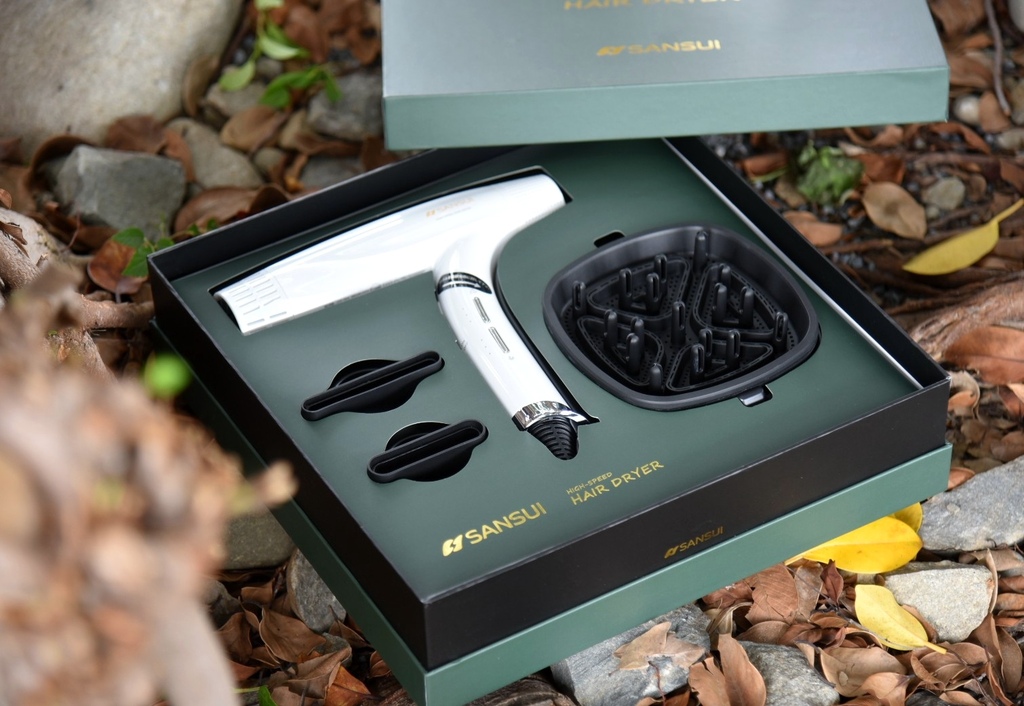 家電開箱|SANSUI山水 極勁正負離子高速吹風機 負離子柔順 速乾低噪 可折疊 380g輕手感 輕音量最低65db,吹髮也能邊追劇超方便|西莉亞玩樂人生 SANSUI山水 極勁正負離子高速吹風機