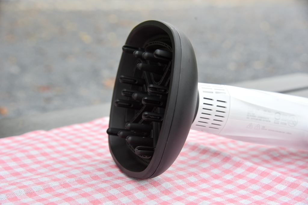 家電開箱|SANSUI山水 極勁正負離子高速吹風機 負離子柔順 速乾低噪 可折疊 380g輕手感 輕音量最低65db,吹髮也能邊追劇超方便|西莉亞玩樂人生 SANSUI山水 極勁正負離子高速吹風機