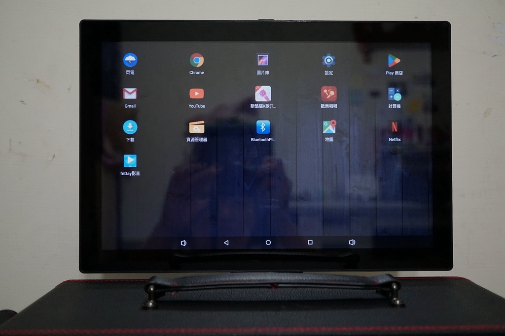 亞洲天王 陳雷 歡喜推薦 SANSUI山水行動KTV KKTV-030 (送一年K歌) 歡唱不打折 我家就是行動KTV！