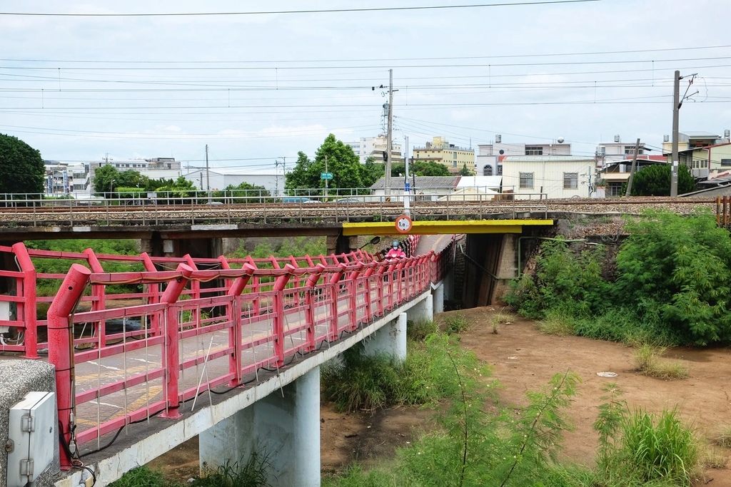 台中清水區｜五福圳自行車道-橋中橋