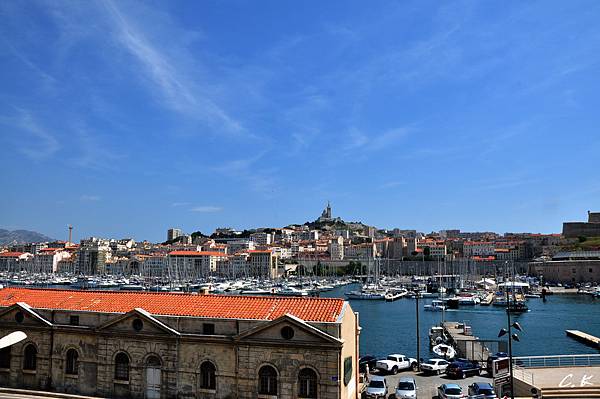 Marseille old harbor 5.jpg