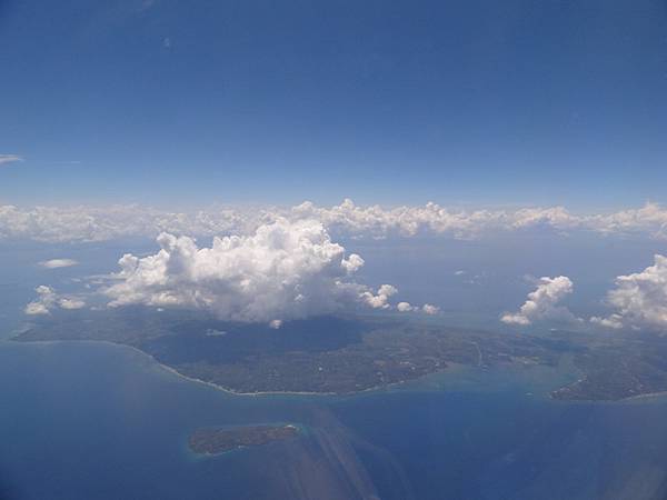 005 美麗的雲景(往宿霧的天空)