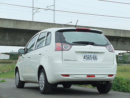 汽車試駕 Mitsubishi Co16sa Colt Plus 1 6 Cvt 2011 雅緻型n9030 Celsior S Automotive Saloon 痞客邦