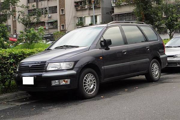 MITSUBISHI SAVRIN 改SPACE WAGON (1)