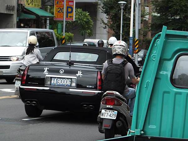 Cadillac Eldorado Convertible ESC 憲兵檢閱車 (3)