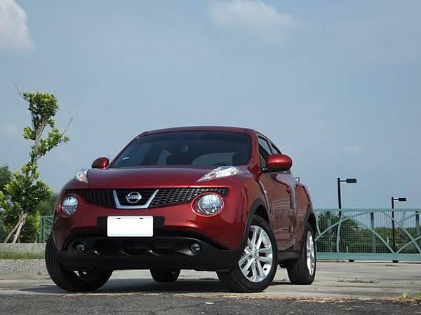 NISSAN JUKE (3).JPG