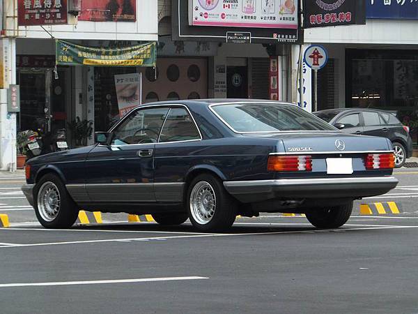 Mercedes-Benz C126 500SEC 前期型 (2)