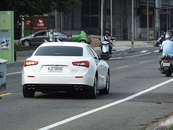 Maserati Ghibli III (1)