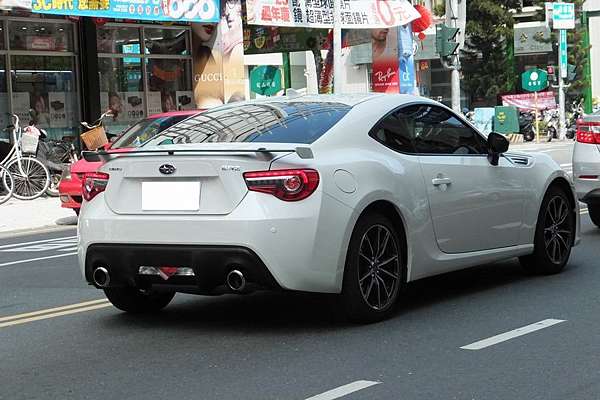 街頭獵殺 臺南東區戶政事務所 Subaru Brz 小改 Celsior S Automotive Saloon 痞客邦