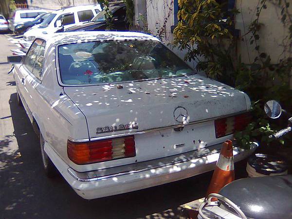 Mercedes-Benz C126 560SEC (6).jpg