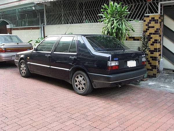 FIAT CROMA ie (2).JPG