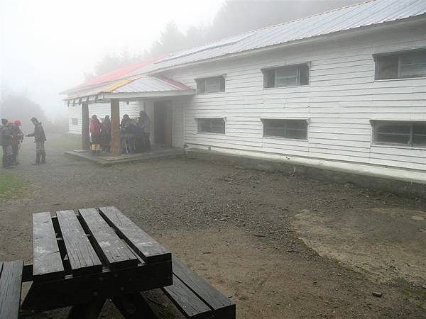 七卡山莊前院