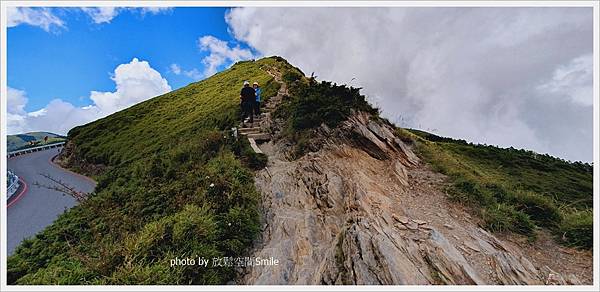 【南投】合歡山東峰+石門山+下午茶。Cona's 清境妮娜巧