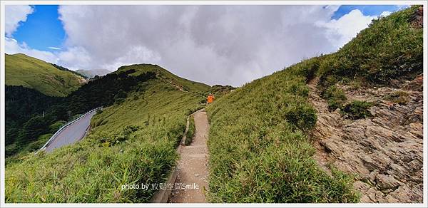 【南投】合歡山東峰+石門山+下午茶。Cona's 清境妮娜巧