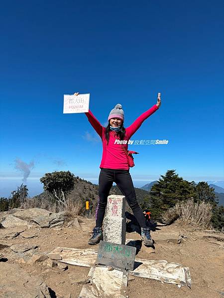 【南投】郡大山+千年紅檜木+小神社+郡大媽祖廟=郡大山超棒體 【南投】郡大山+千年紅檜木+小神社+郡大媽祖廟=郡大山超棒體