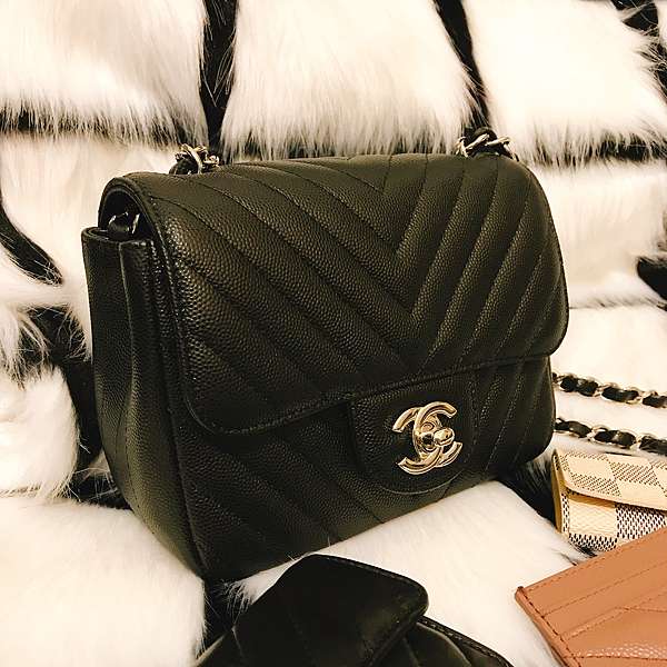 Chanel square store mini 7
