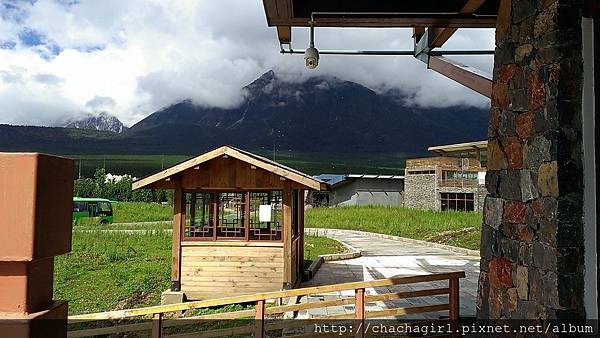 2014 09 01坐大索道上玉龍雪山 (7).jpg