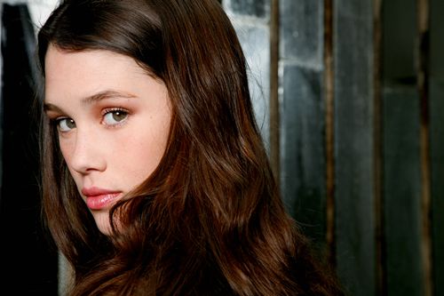 Astrid Berges-Frisbey (1)