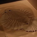 03-11.皇宮裡面，用餐巾折成的魚