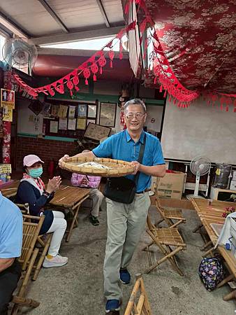 無米樂社區   割稻飯   百年中藥店   冠軍米   月眉