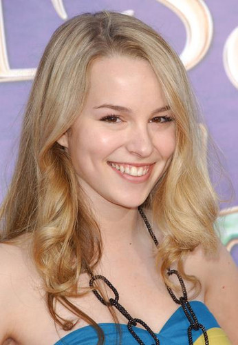 Bridgit Mendler