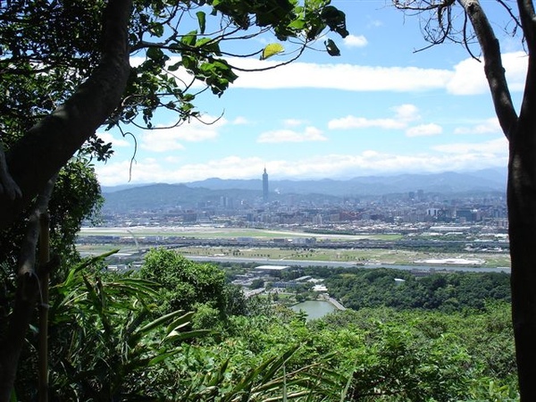 View of Taipei.JPG