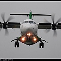 nEO_IMG_160523--Airplane Landing 144-1000.jpg