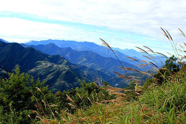 山巒美景