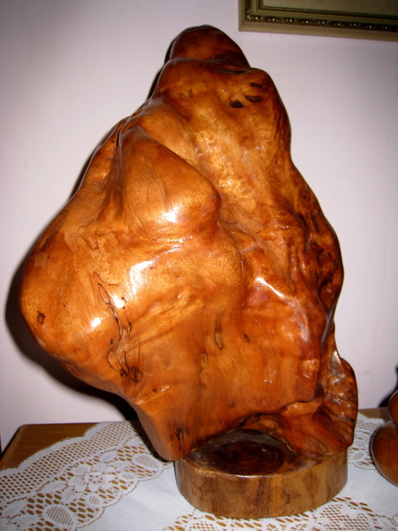 肖楠木雕塑
