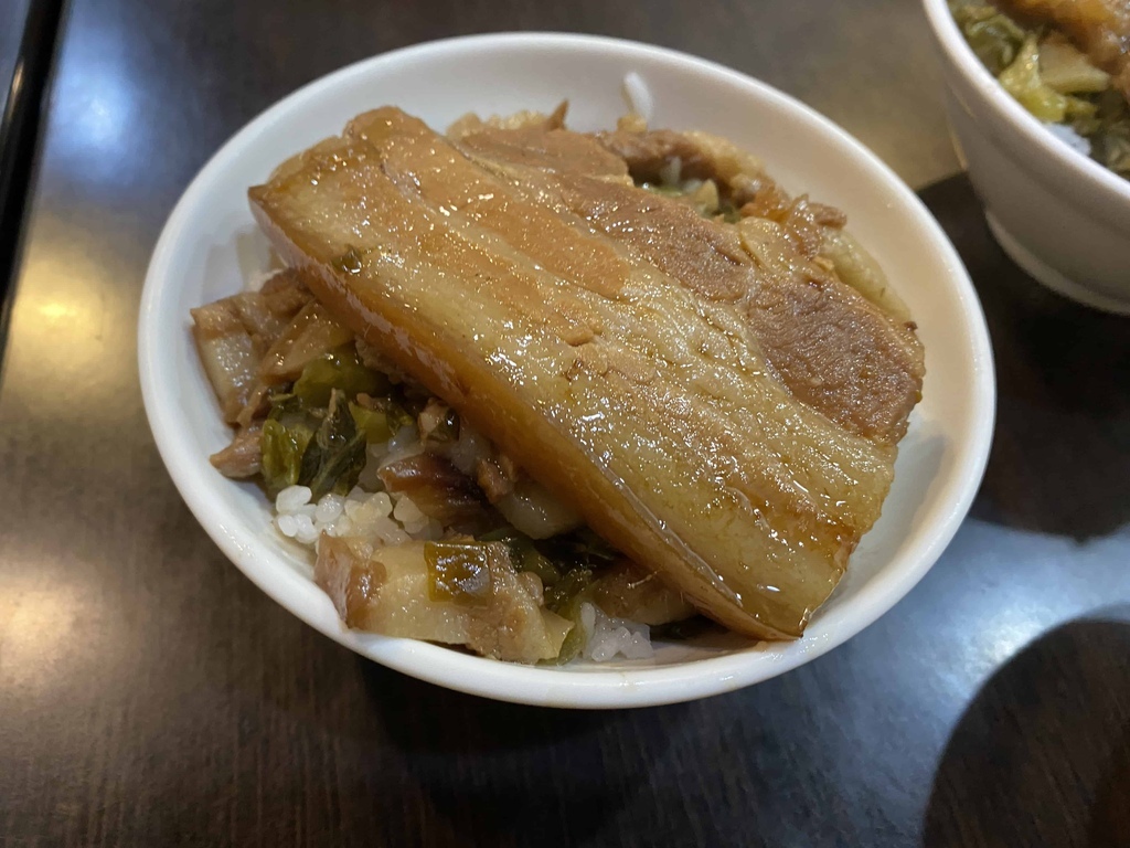 [延三夜市] 大橋頭魯肉飯.黃大腸煎